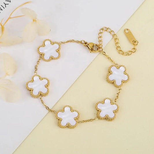 Bracelet fleur blanc